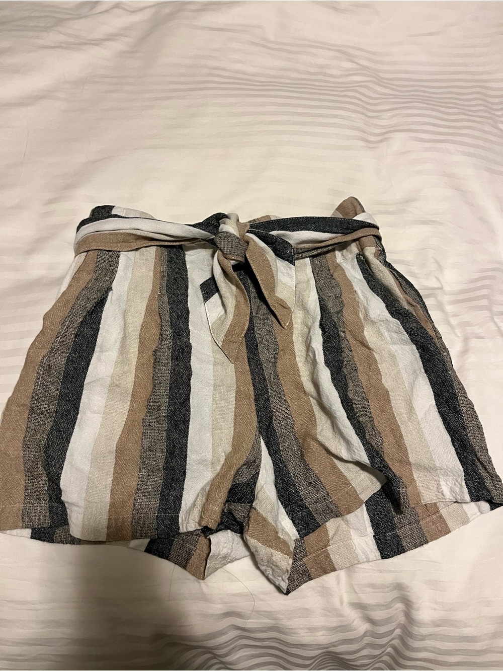 Dynamite High-Waist Striped Paperbag Shorts in Beige Black White